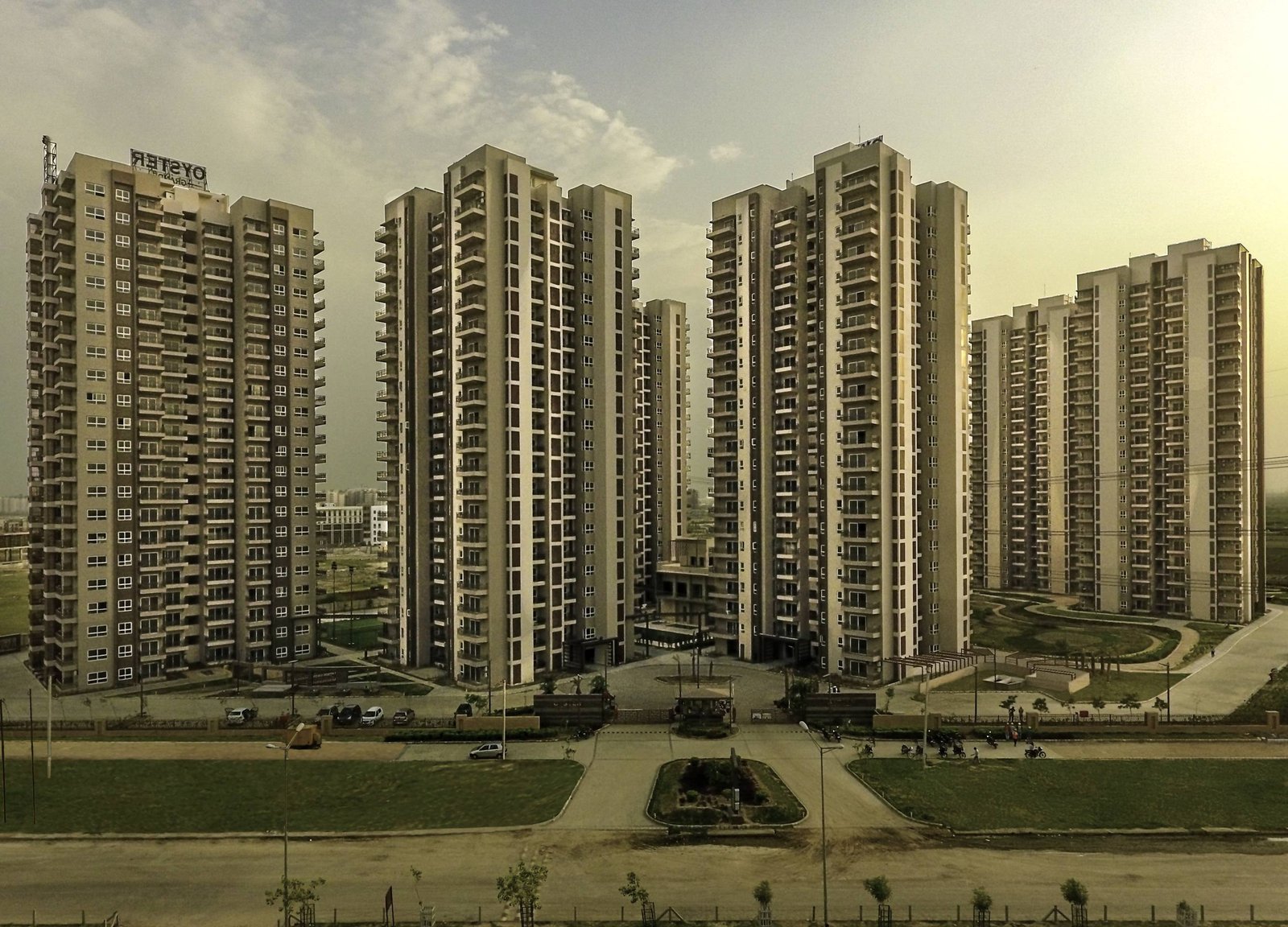 M2K Adani Oyster Grande